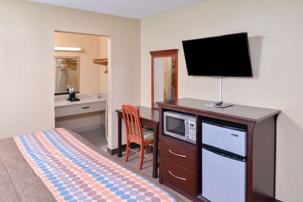 Quality Inn Starkville Buitenkant foto